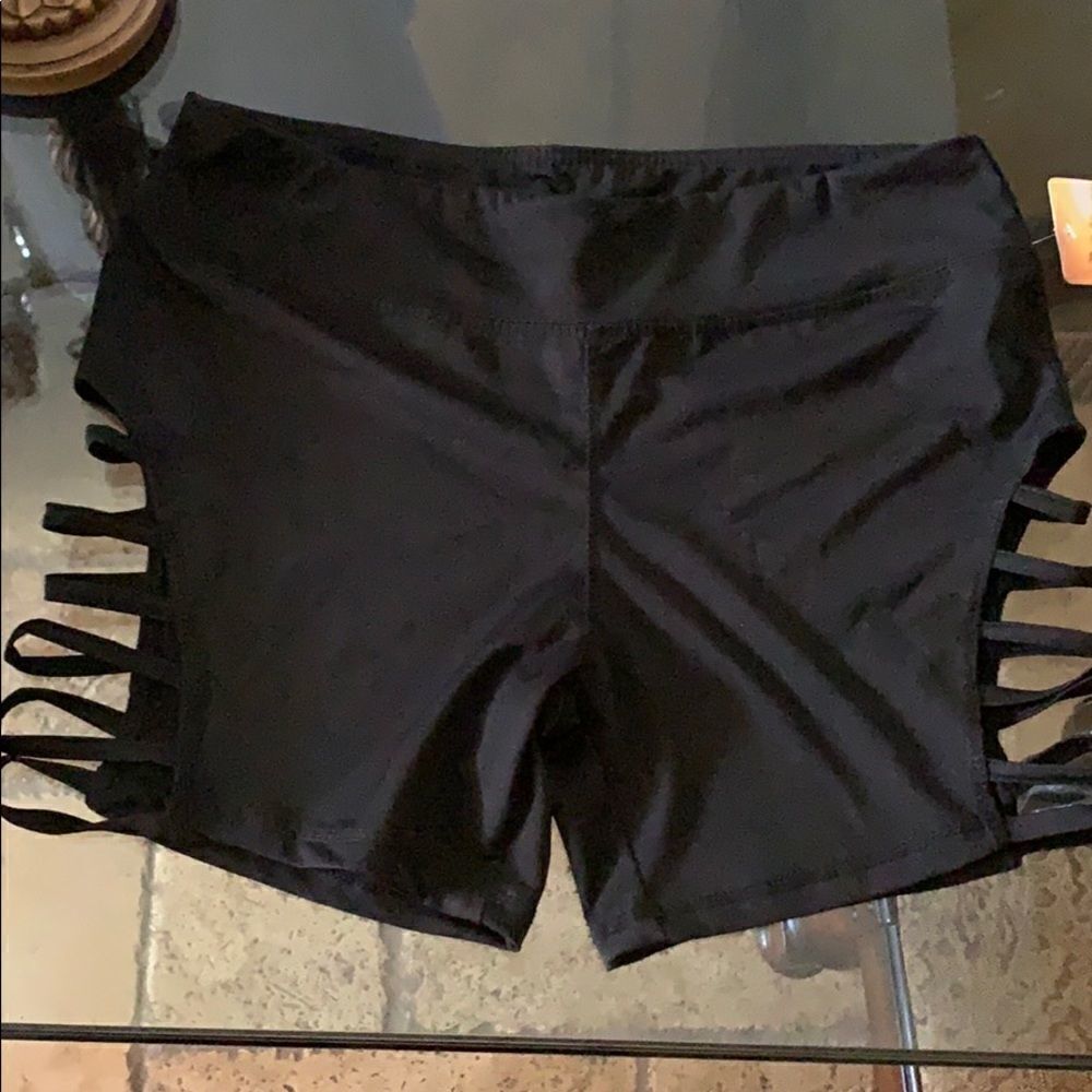 Workout shorts‎ - Picture 2 of 2